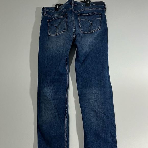 Calvin Klein Jeans - Picture 9 of 15